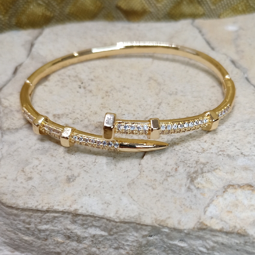 Elegant Gold Plated CZ Crystal Nail Bangle Bracelet